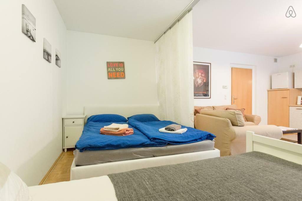 Relaxing Terrace Apartment In Lively Area Wien Exterior foto